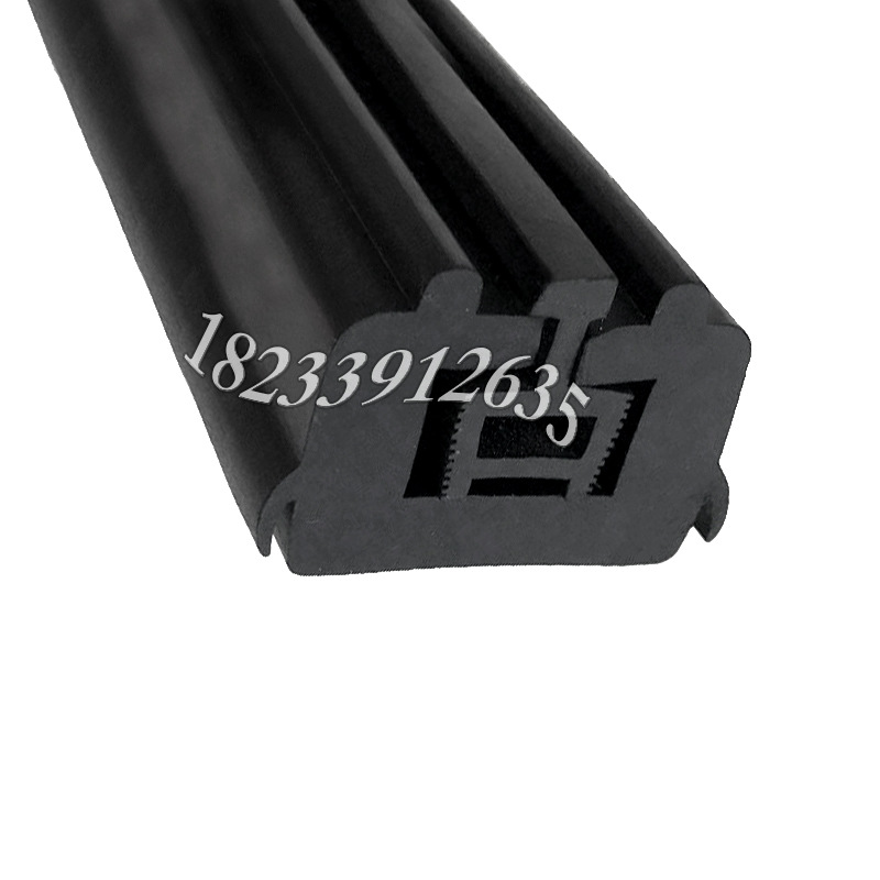 碰碰车防撞橡胶条代步车机械防撞条组合减震车身边缘周围胶条