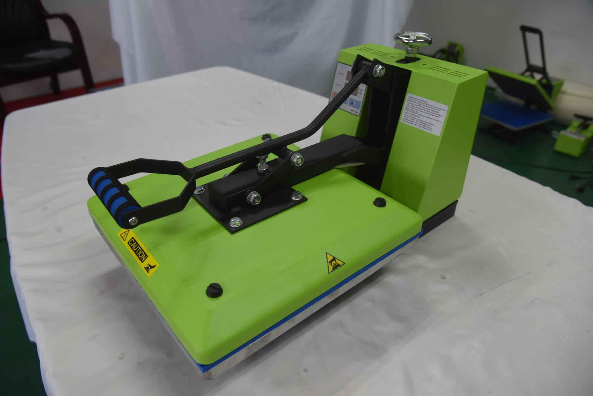 供应泰利普平板机，烫画机，服装印花机，DIY个性热转印印花机