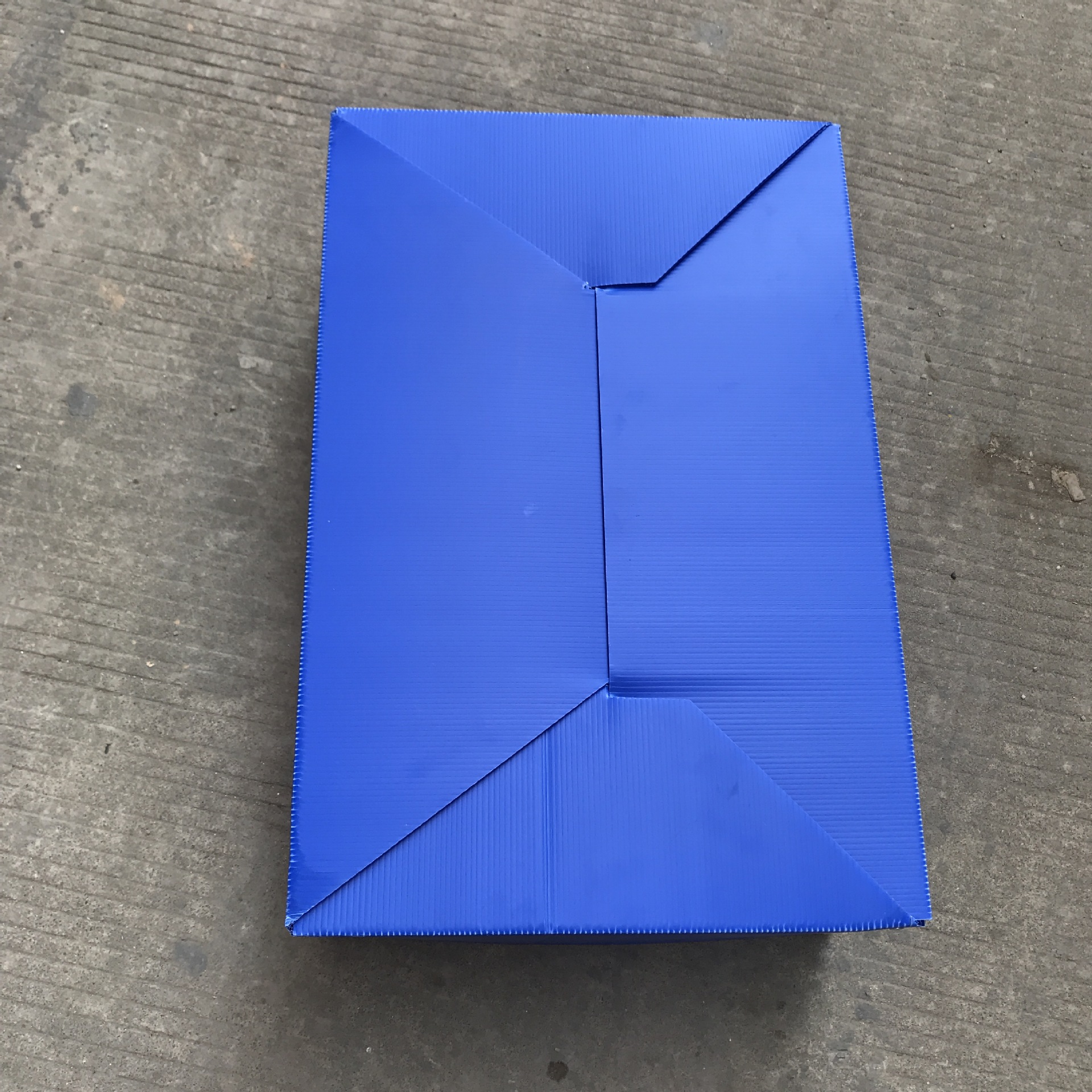 供应潮汕塑料中空板纸箱pp瓦楞板万通板钙塑箱蜂巢板周转箱可印字