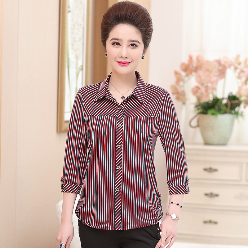 Spring and summer Middle and old age Ladies shirt 2019 leisure time Large Lapel Three Quarter Sleeve Mom outfit stripe shirt Cardigan