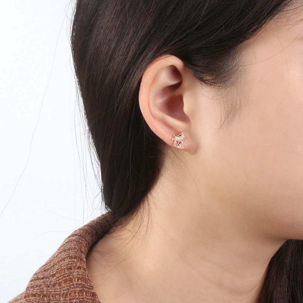 1 Pair Quantity 1 Pair 925 Sterling Silver Zircon Cat Ear Studs