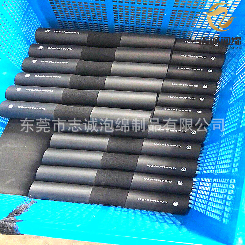 杠铃垫护肩护套深蹲杠铃 加厚杠铃杠铃哑铃护颈杠套均码颜色随机