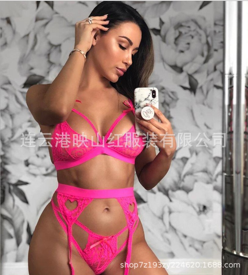 Comercio exterior pestañas de tres puntos europeos y americanos populares sexy cabestrillo de tres puntos traje de tres piezas hueco Liga lencería sexy
