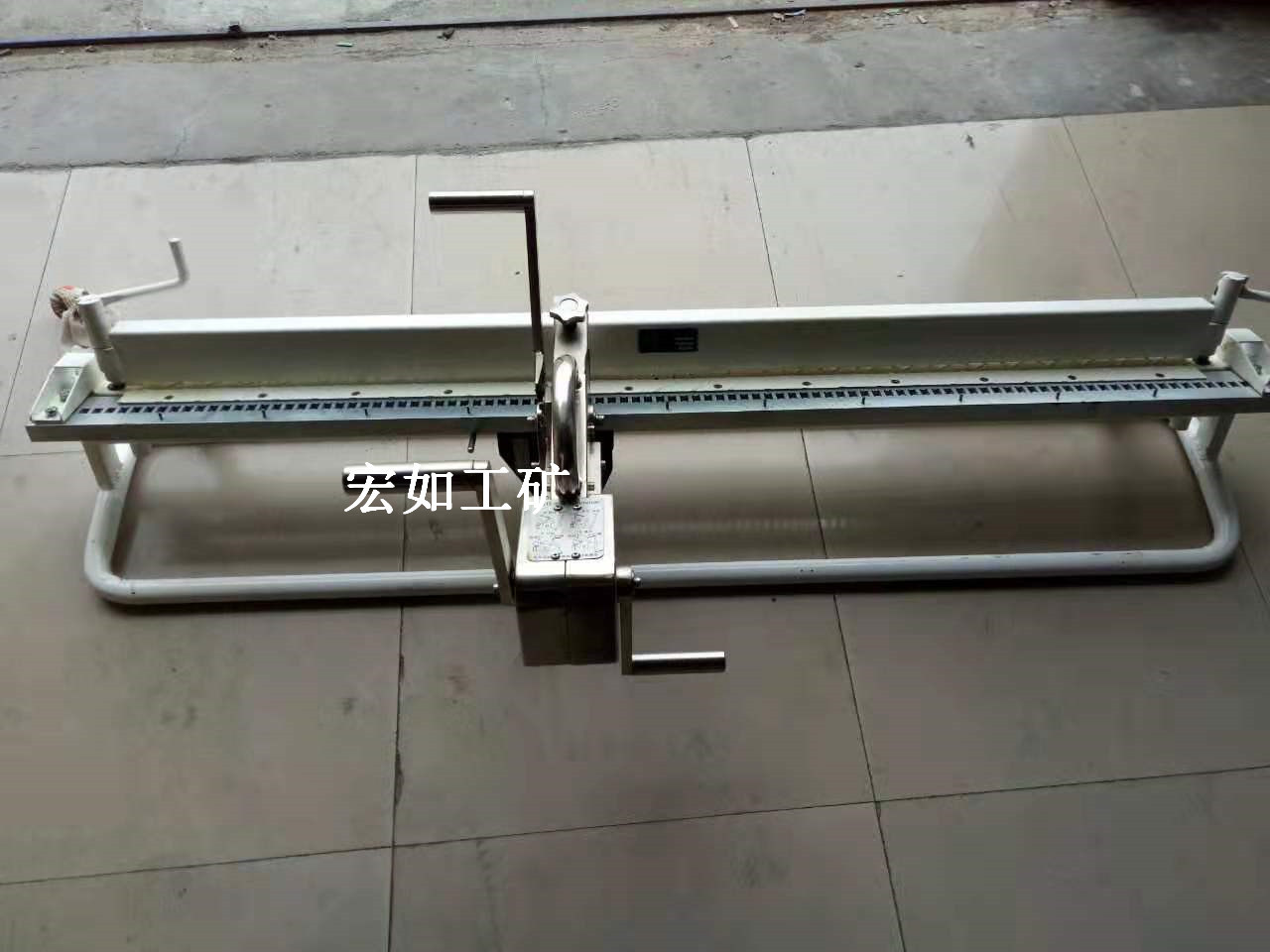 U3000型摇杆式钉扣机