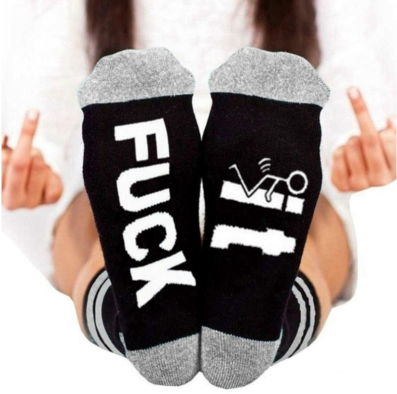 Men's Fashion Letter Cotton Crew Socks A Pair display picture 2