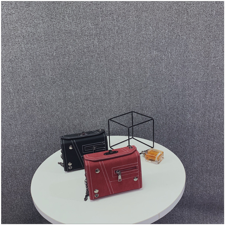 New Fashion Square Lock Contrast Color Messenger Bag Wholesale Nihaojewelry display picture 10
