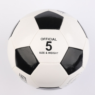 现货供应 小学生训练足球 PVC5号足球定做 黑白块耐磨足球批发