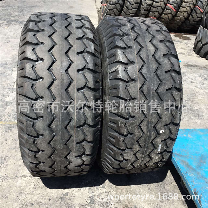 供应双钱子午线全钢卡车轮胎 445/45R19.5 拖车轮胎