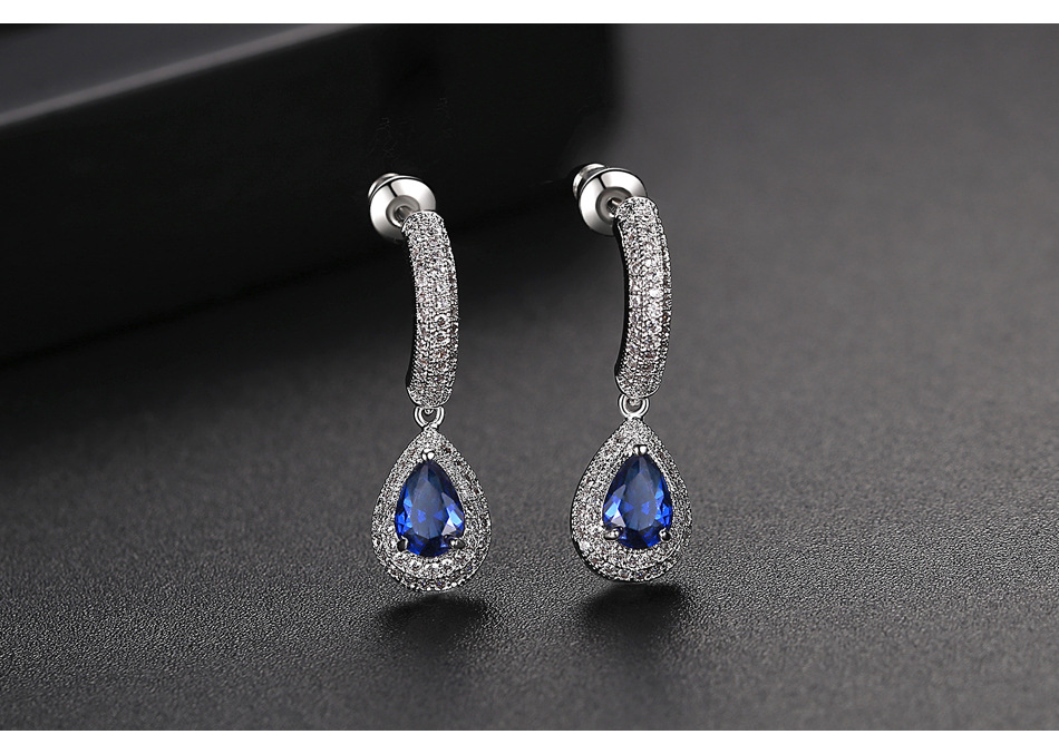 Jinse Tournant Temps Aaa Dense Nail Incrusté Boucles D'oreilles Usine De Femmes En Gros Ornement Dames display picture 2