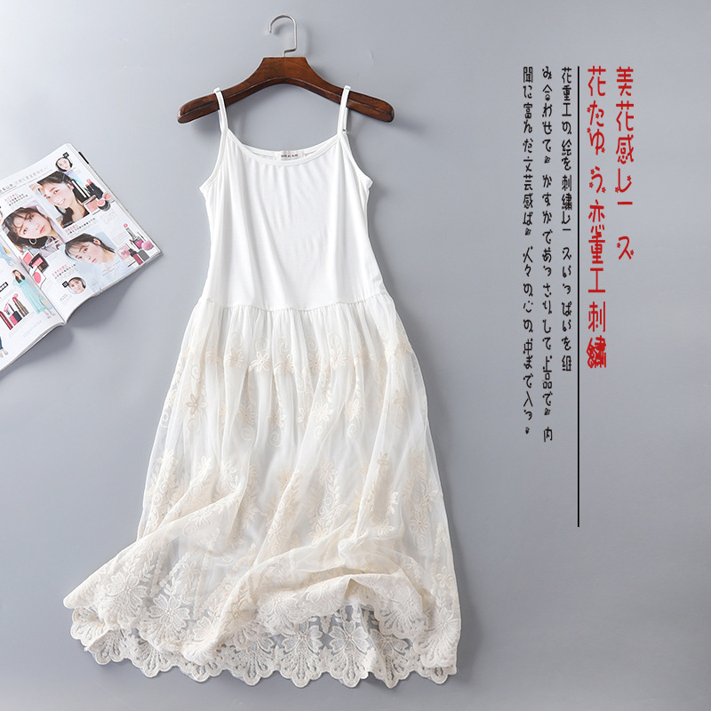 Autumn and winter New Heavy Industry W flower inner slip skirt Korean lace base skirt modal stitching mesh dress