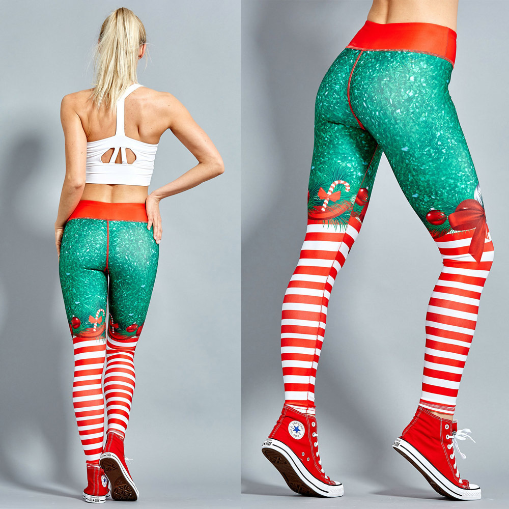 Costura de pantalones deportivos con estampado navideño NSLX9717