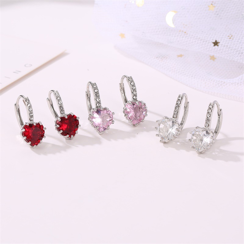 Hot Sale Earrings Multicolor Zircon Love Earrings Peach Heart Crystal Earrings Wholesale Nihaojewelry display picture 3