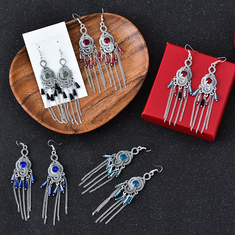 New Bride Long Tassel Earrings Retro Chinese Style Ethnic Jewelry display picture 1