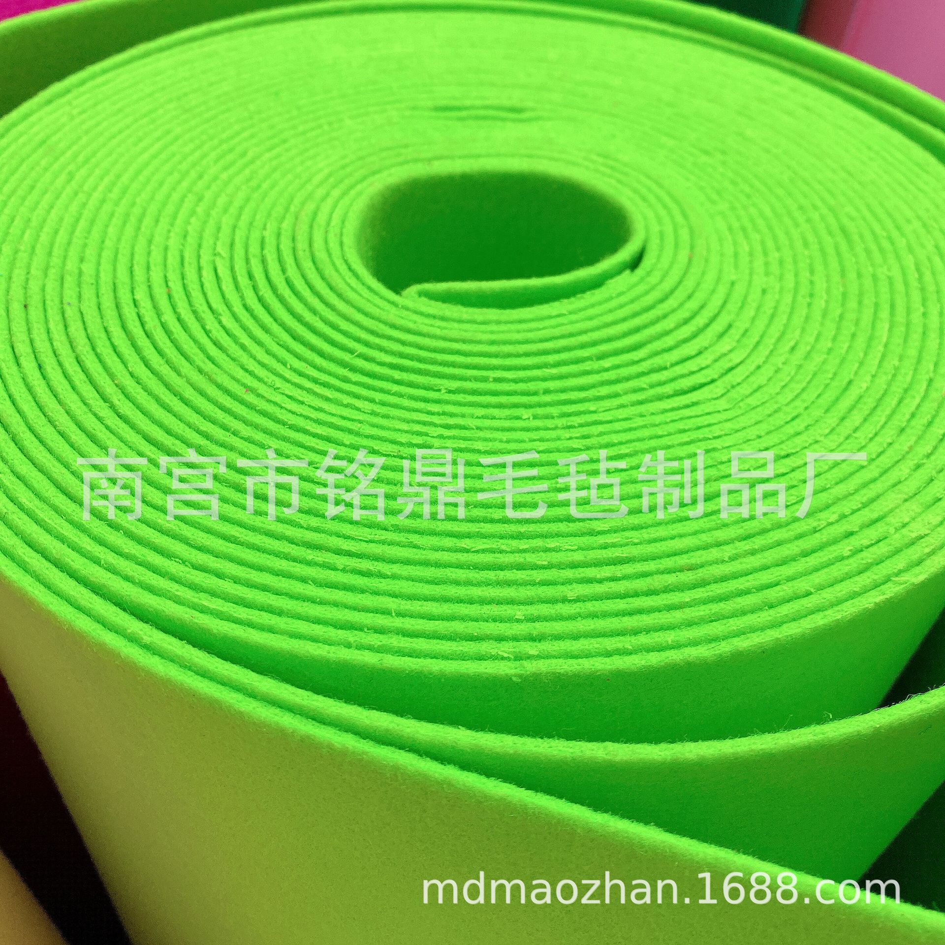 彩色化纤毛毡墙面隔音毛毡无纺布幼儿园装饰手工diy彩色毛毡布