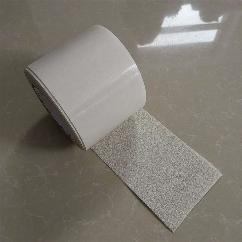 Mouthpiece asphalt Base cover Animals'tougue asphalt Macromolecule autohesion Glue film waterproof Coil tape