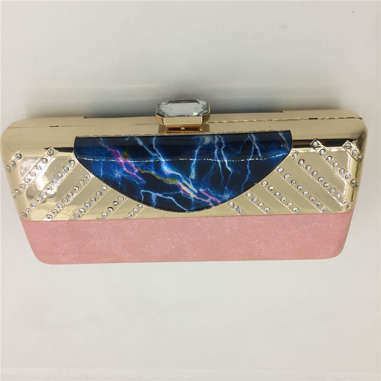 厂家供应 锌合金手袋五金配件 锌合金口金 锌合金口架 欢迎定制