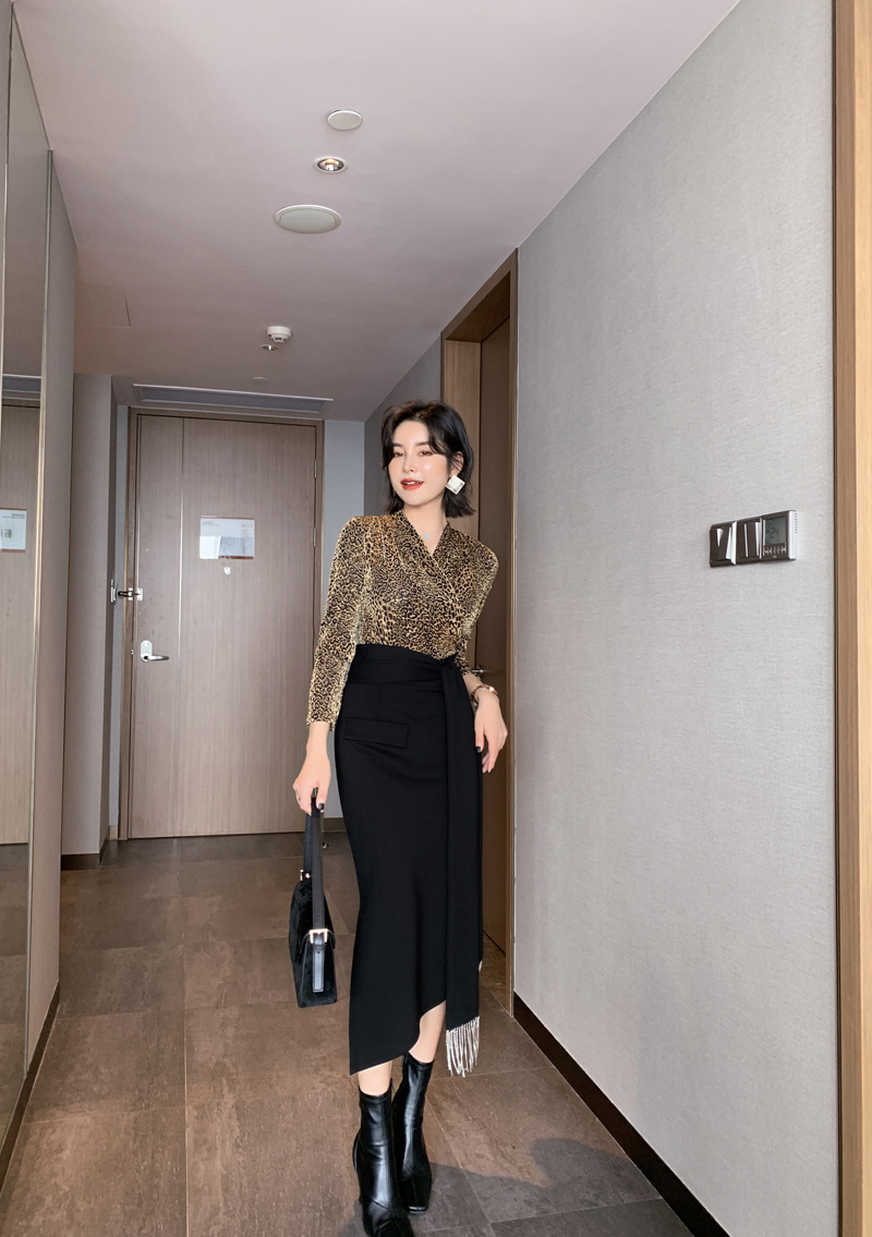 Bộ váy hai mảnh nữ phong cách Hàn Quốc họa tiết da báo tua rua — Màu vàng chi tiết 4