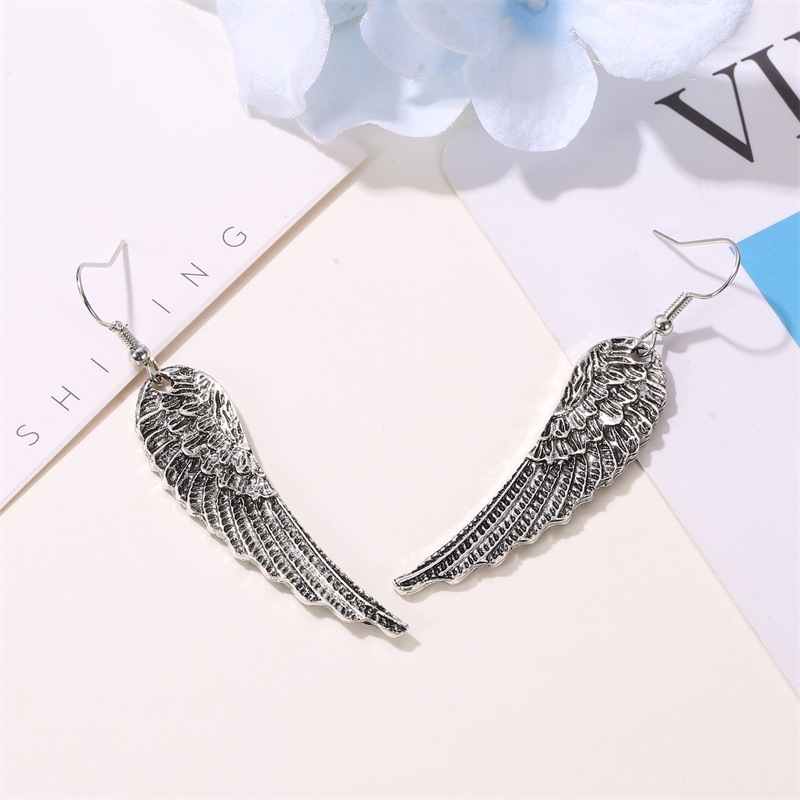 New Style Feather Earrings Retro Wings Earrings Fashion Angel Wings Trend Earrings Wholesale Nihaojewelry display picture 5