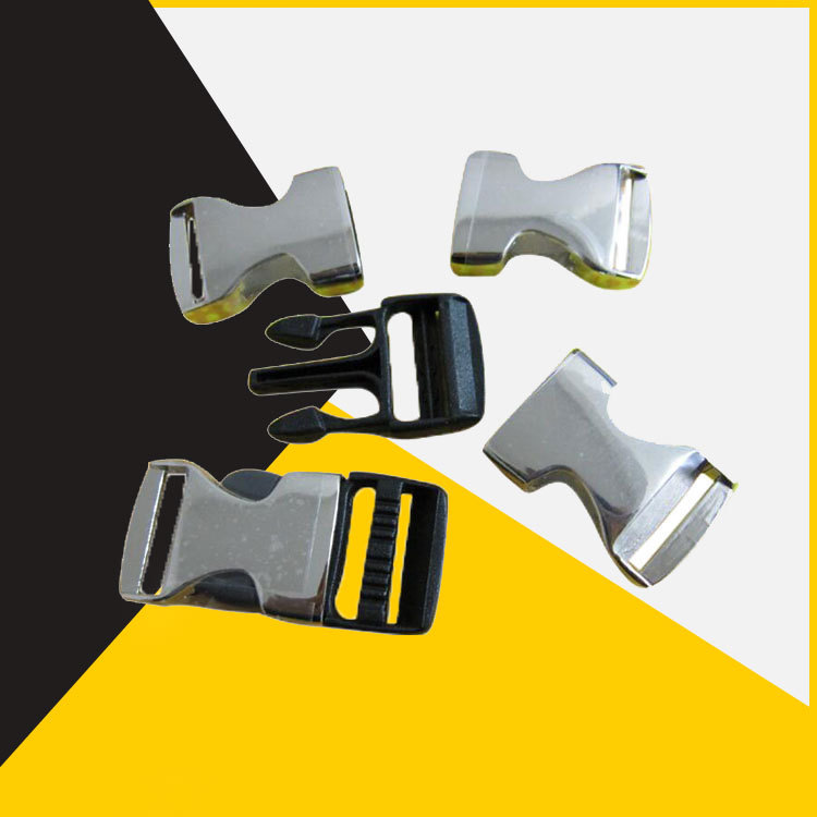 厂家直销 高档优质环保半五金半塑胶箱包插扣 欢迎来电调样