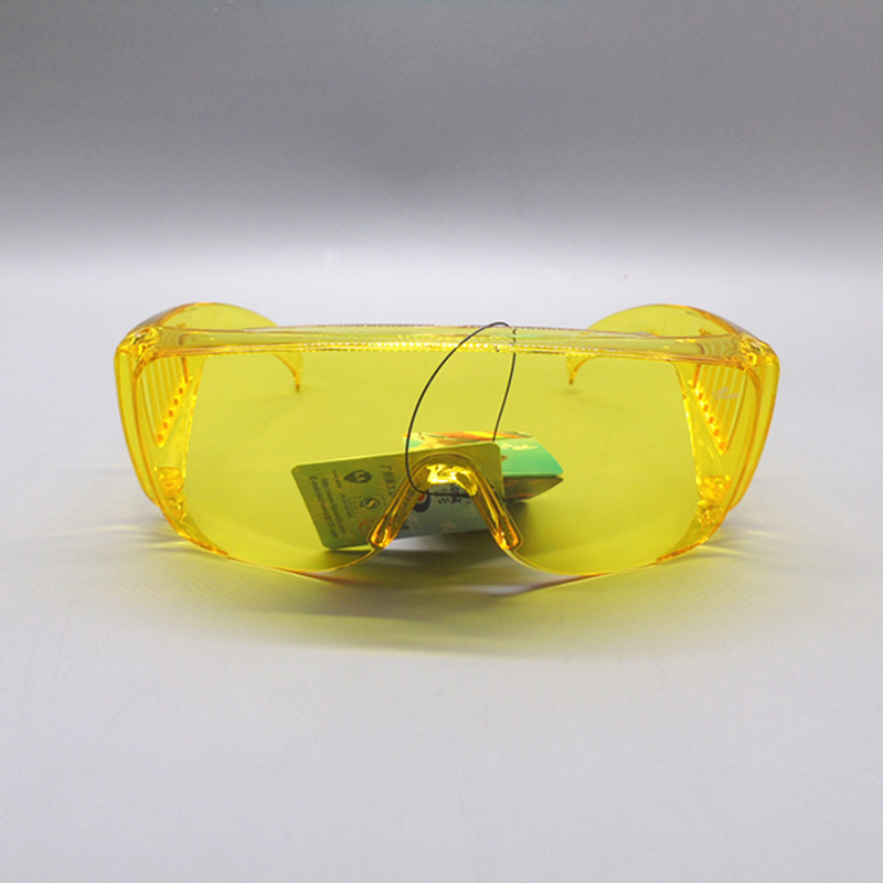 防护眼镜黄色镜片防冲击眼镜沙尘防护骑行保眼镜