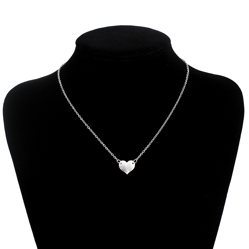 Alloy Material Fashion New Retro Long Heart Simple Sweater Clothing Chain Accessories
