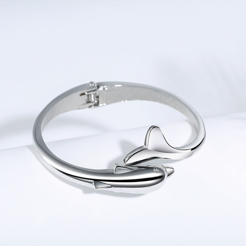 Exquisite Little Dolphin Bracelet display picture 13