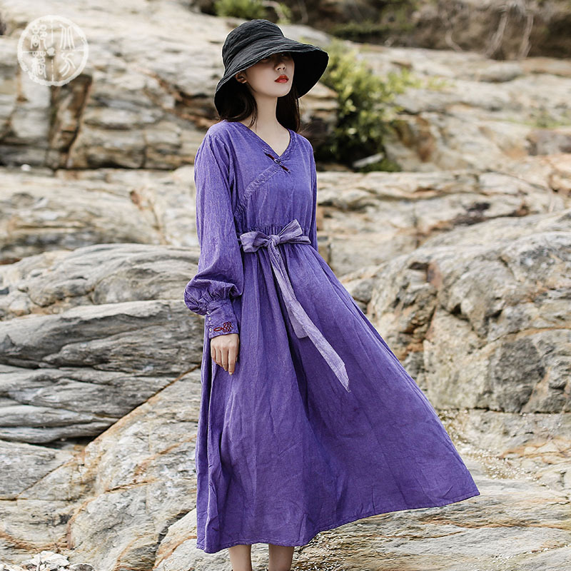 今年流行的连衣裙长裙秋款灯芯绒改良旗袍2021民族风宽松长袖裙子