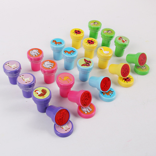Wholesale Cute Cartoon Animal Seals Kindergarten Creative Children's Baby Encouragement Seals with Words Toy Seals