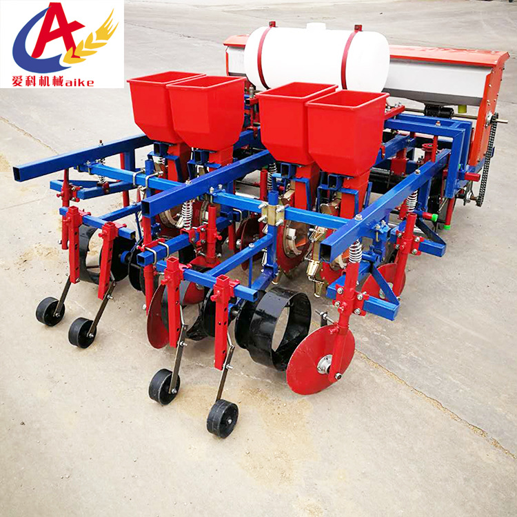 免破膜花生播种机花生铺膜播种机喷药施肥起垄覆膜花生点播机新款