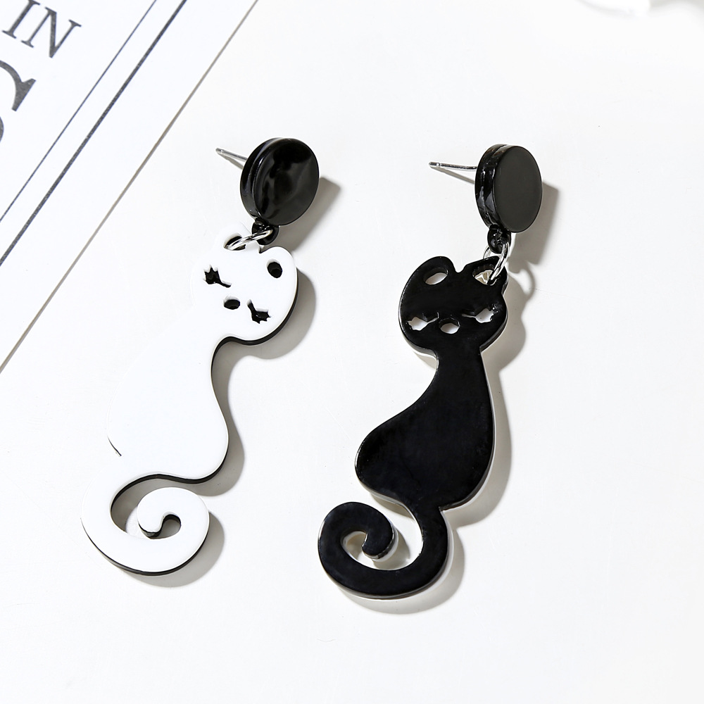 Long Earrings Acrylic Cute Cartoon Black And White Cat Earrings Earrings Female display picture 2