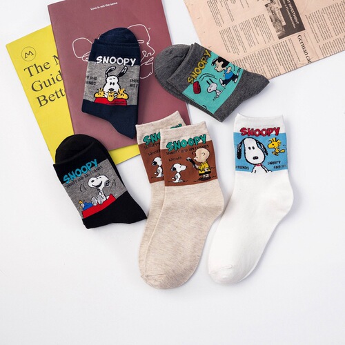 Japanese cute puppy cotton women's mid-calf socks Little Red Book same style cartoon socks student socks