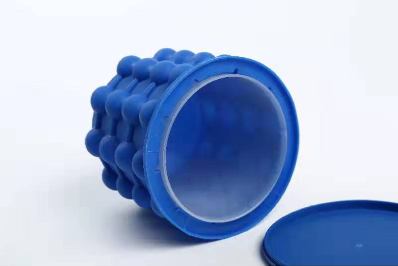 厂家直销塑料冰桶亚马逊爆款冰块硅胶桶户外旅行饮料冷冻桶|ms