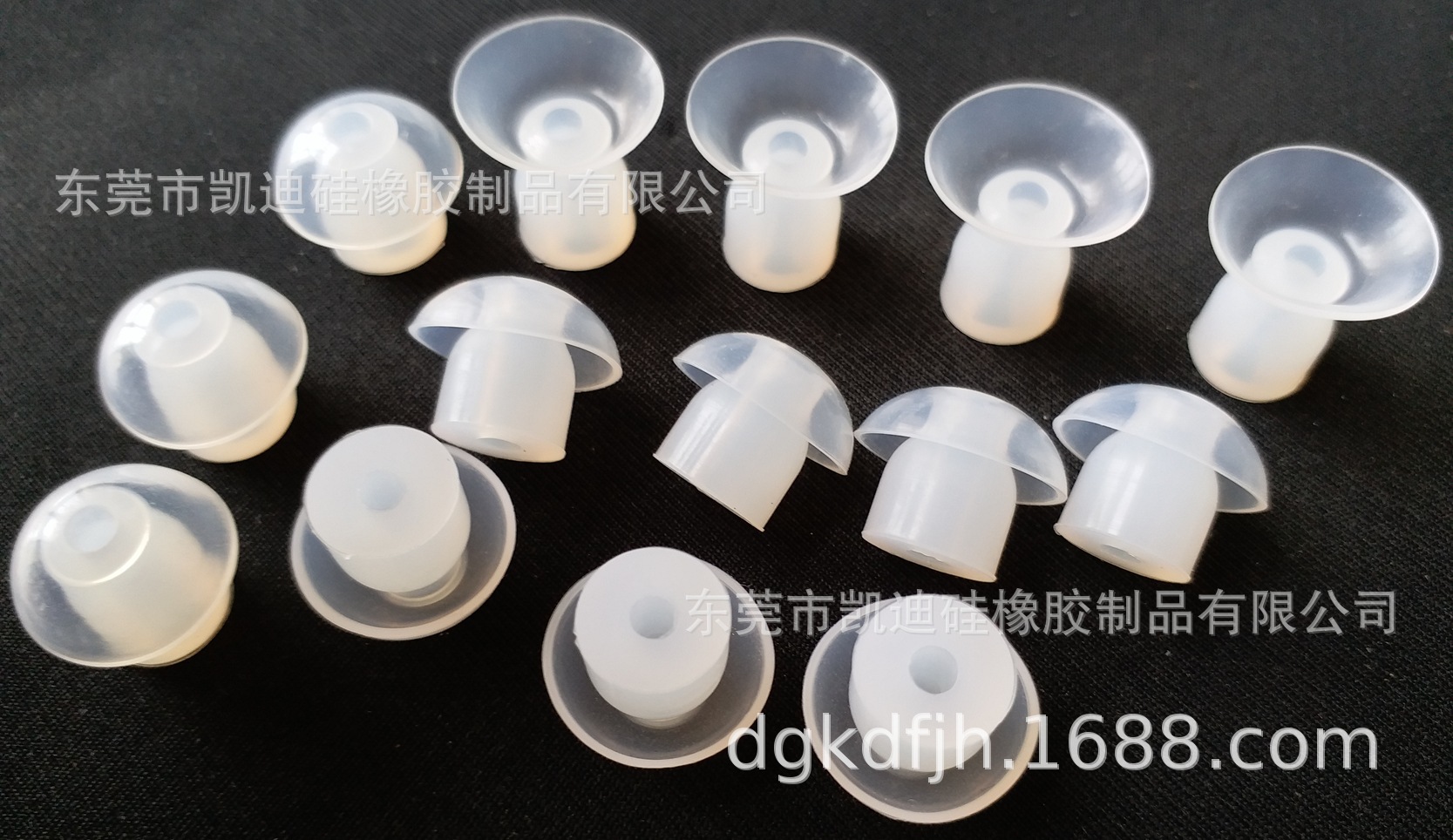 硅胶卡套 硅胶游戏卡套 硅胶套 硅胶护套 硅胶耳塞 耳膜头