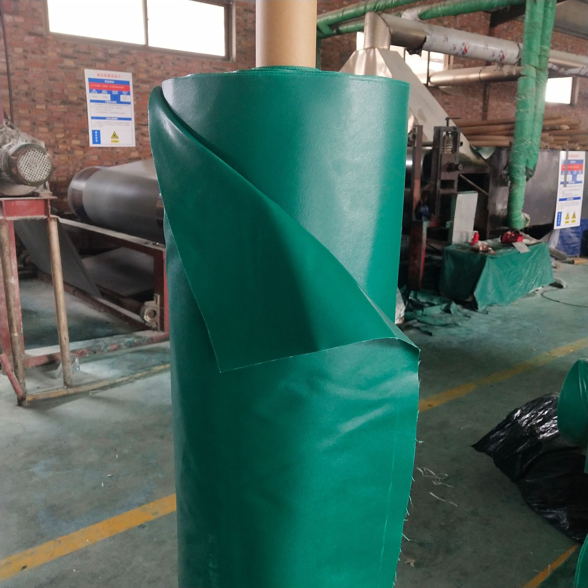 厂家批发雨棚加厚防雨布PVC三防布防火布篷布阻燃布货场盖布