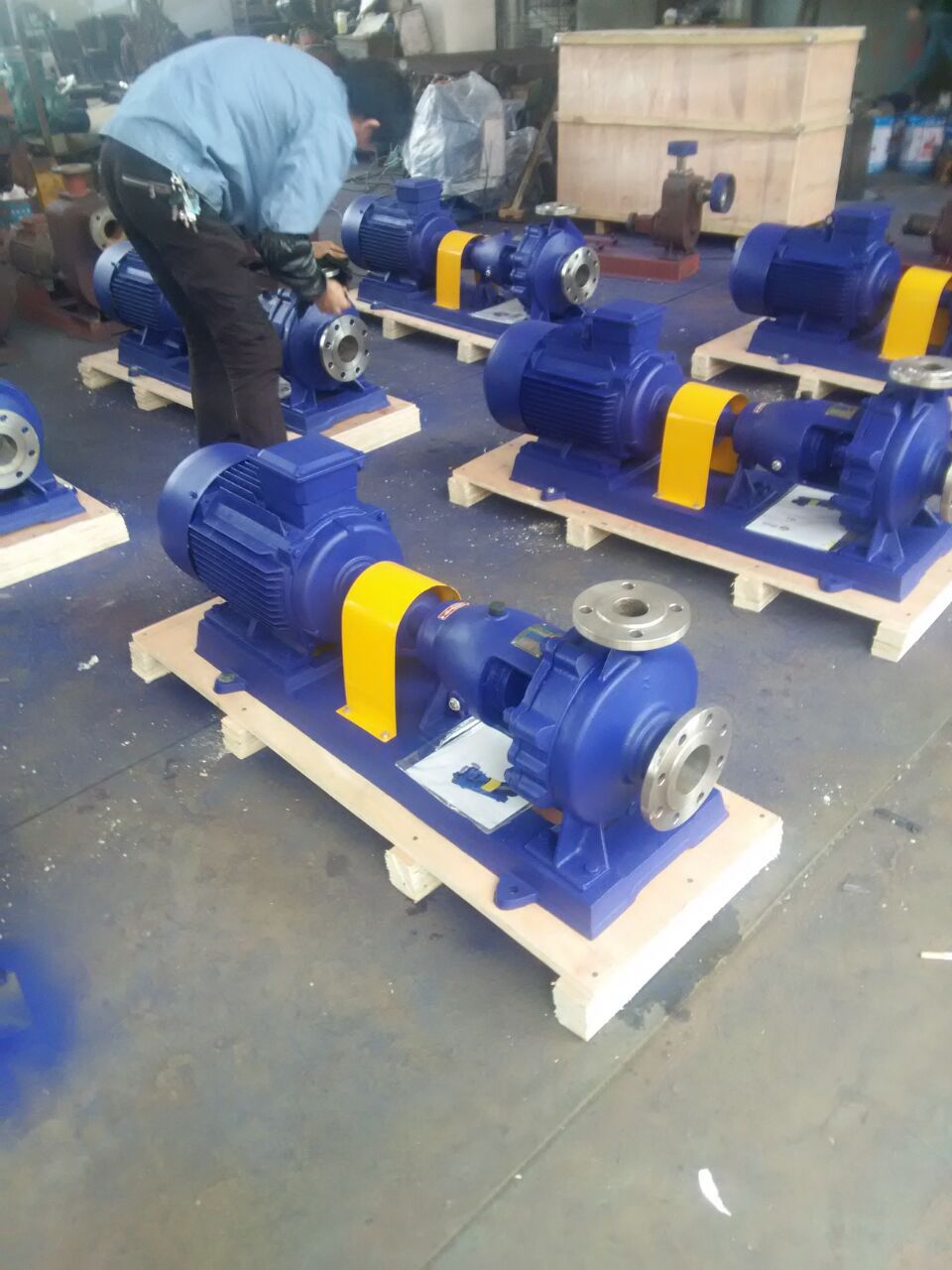 F6C119F4D6CED6A67BF103C763E940