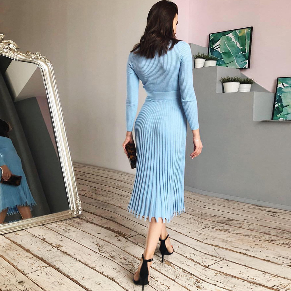 Women's Regular Dress Fashion Round Neck Tassel Pleated Long Sleeve Solid Color Midi Dress Daily display picture 2