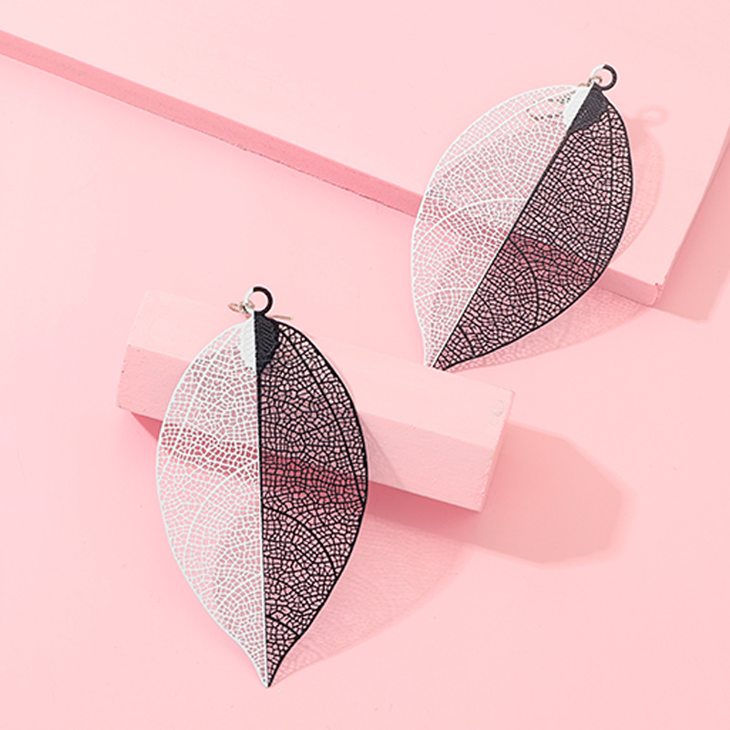 Popular Earrings Creative Personality Leaf Earrings Female Simulation Leaf Texture Earrings display picture 5