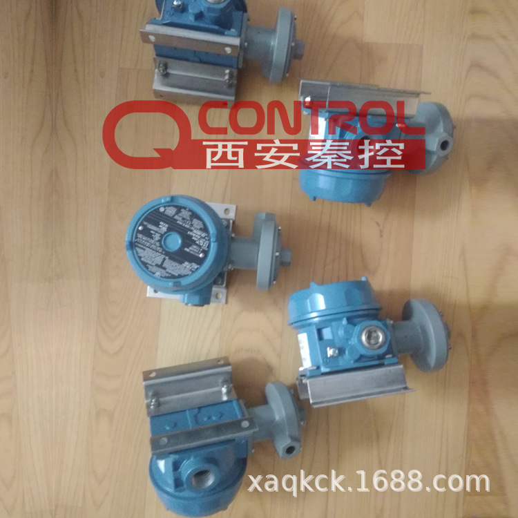 J120K-456  美国UE压力控制器 防爆差压开关