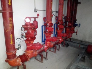 �������ʽ�༉��늄������ýM�ܵ�ʽ�x�ı÷������P�͸��g