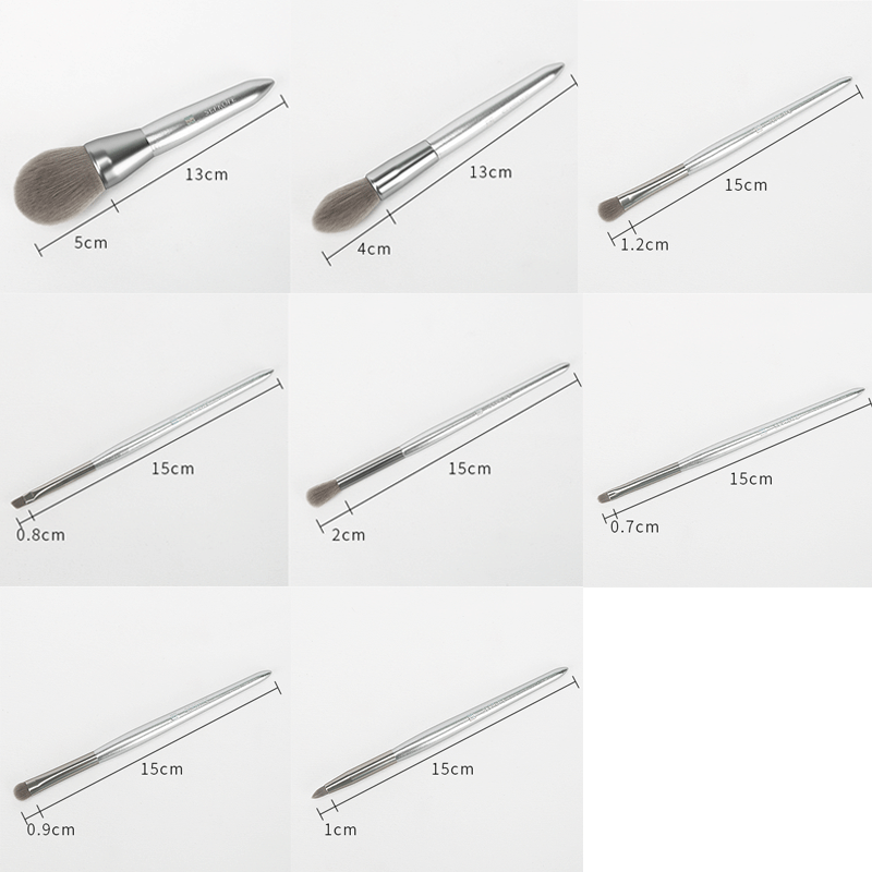 different sized Makeup brush set