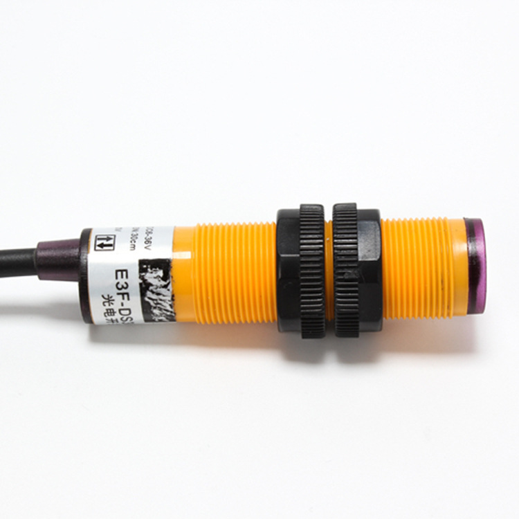 红外线漫反射式 光电开关PNP三线直流传感器|ru