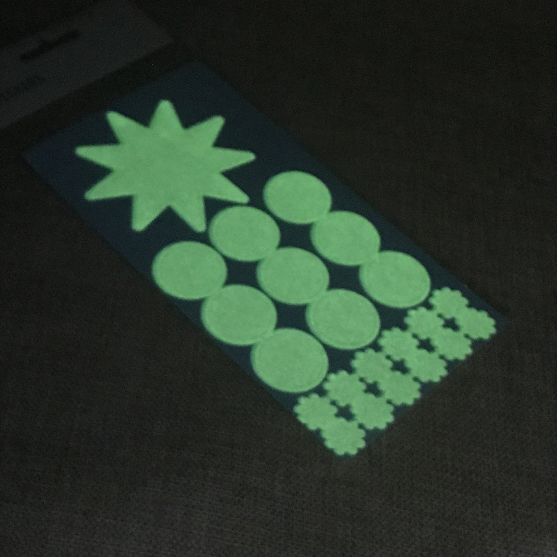 定制DlY彩色PVC夜光贴3D立体贴纸在黑暗中闪闪发光贴纸