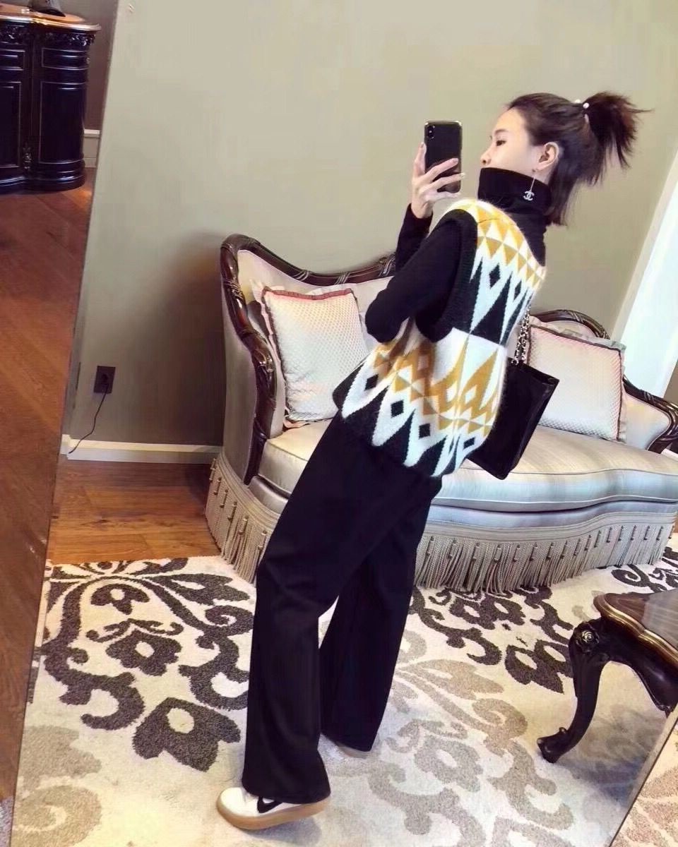 Gilet femme en tricot - Ref 3434621 Image 31