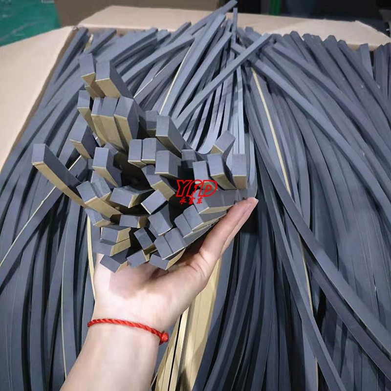 供应海绵条EPDM海棉密封条 CR泡棉防水胶条 带网格双面发泡橡胶条