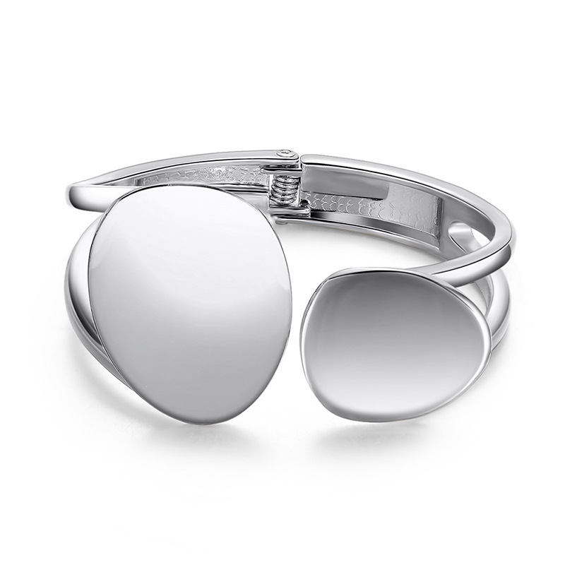 Hollow Asymmetrical Oval Alloy Open Bracelet