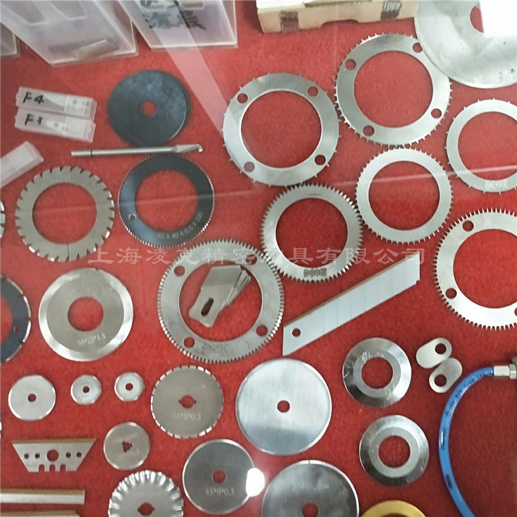 ӹεƬ ƤﱡĤޱ߲εƬ ٸиƬ