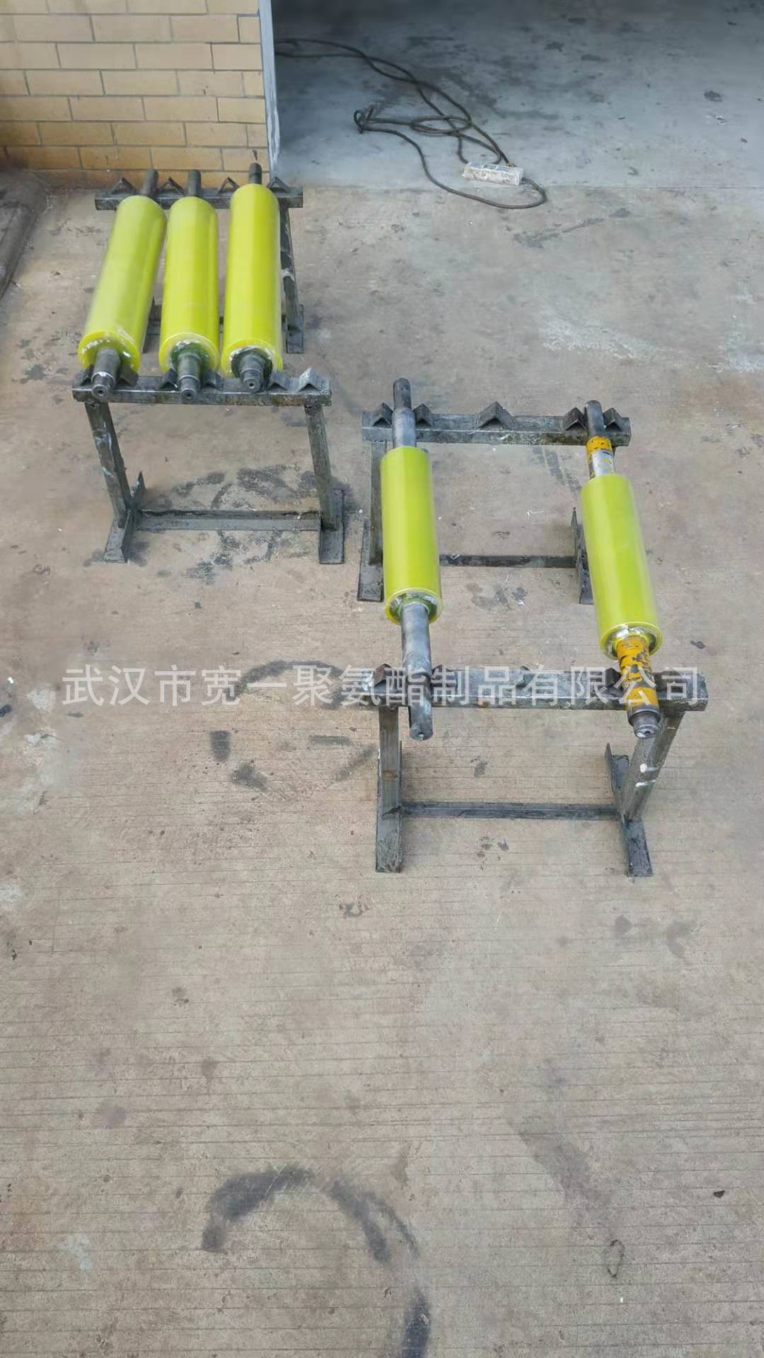 供应湖北胶辊包胶加工，橡胶包胶，滚轮，托辊，滚筒，橡胶胶辊