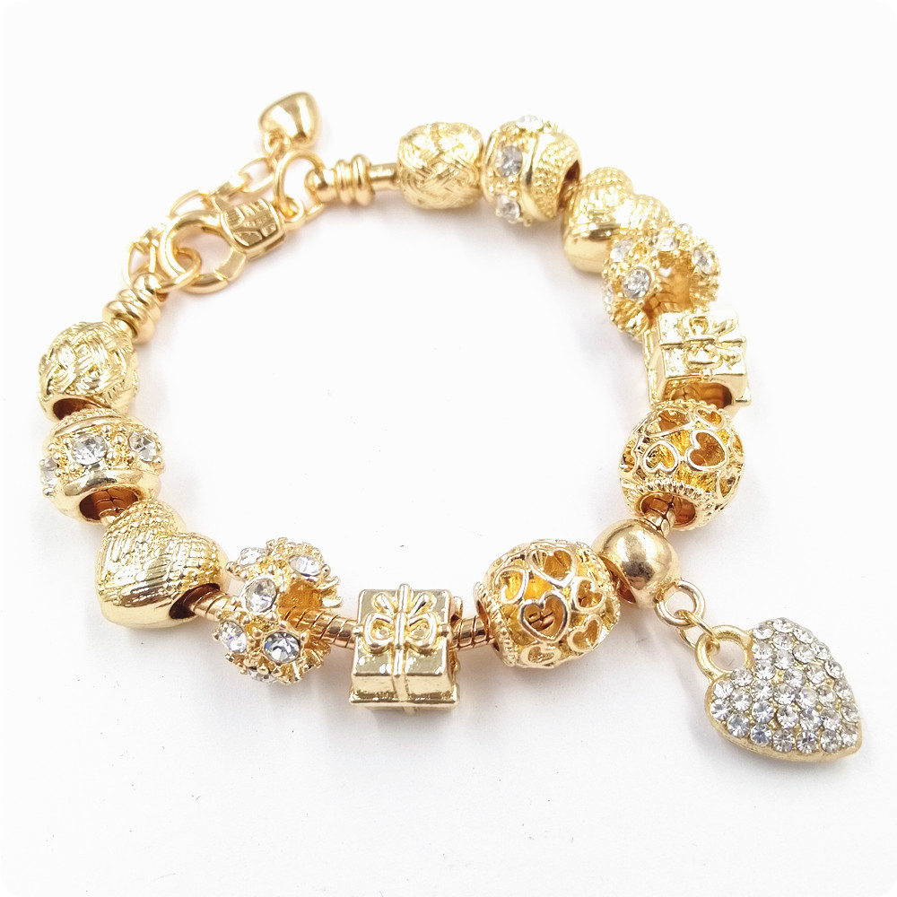 40g Weight Alloy Pendant Material Diamond Inlay Material Bracelets Classification Alloy Chain Material 1 Piece Quantity Holiday, Daily, Street Occasion Alloy Material Letter, Heart Shape Pattern Unisex Gender Plating Design Simple Style Style Simple Style Letter Heart Shape Diamond Alloy Wholesale Bracelets 3