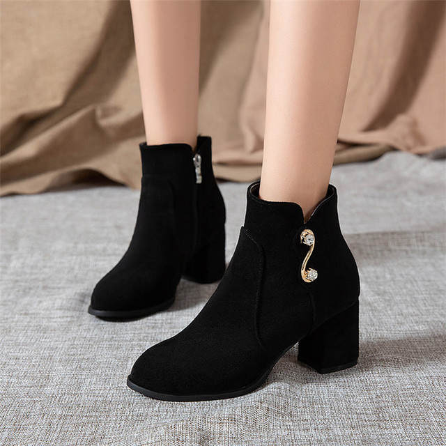 Autumn and winter short boots leather Plush thick heel side zipper Martin boots women’s Korean water diamond High Heel B