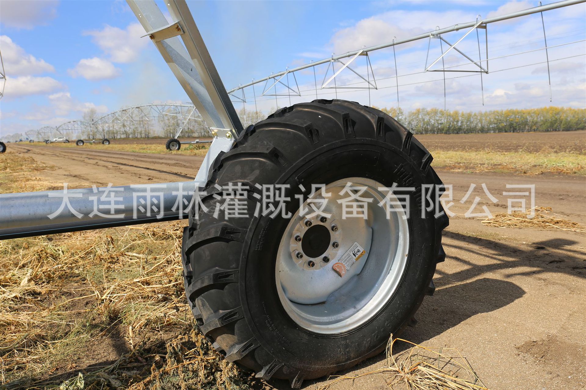 厂家供应 喷灌机配件（喷灌机轮胎） 14.9*24 小花